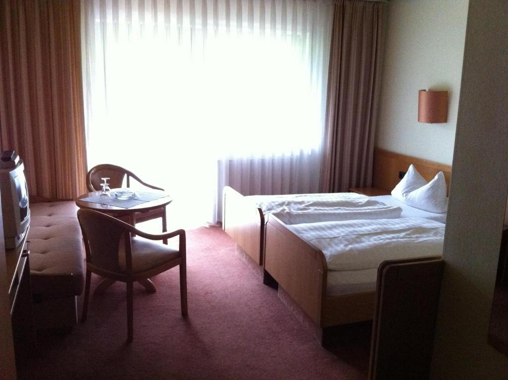 Hotel Bacchusstube Garni Goldbach  部屋 写真